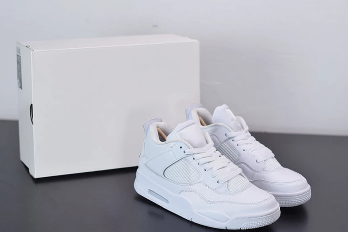 NK AJ 4 Retro Metallic Purple - Imagen 1